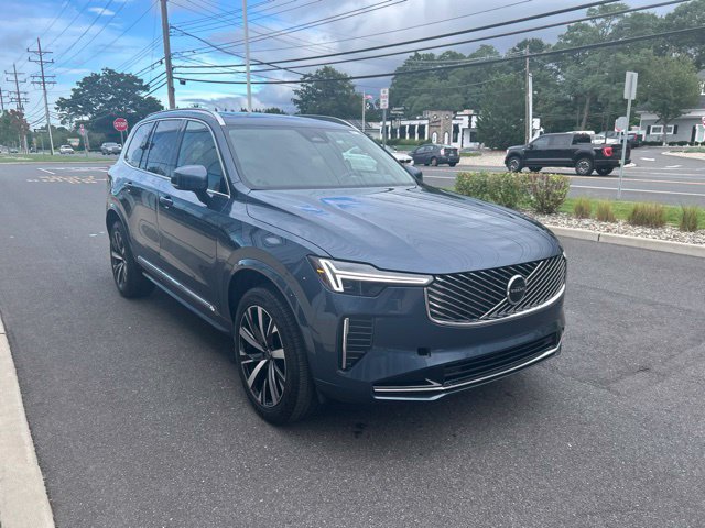Certified 2025 Volvo XC90 B5 Core AWD/4WD image 6