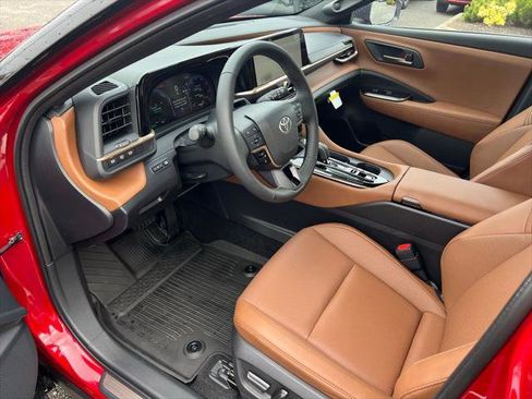 Certified 2026 Toyota Crown Signia w/ Advanced Technology Package image 12