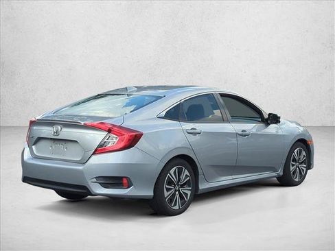 Used 2017 Honda Civic EX-L image 5