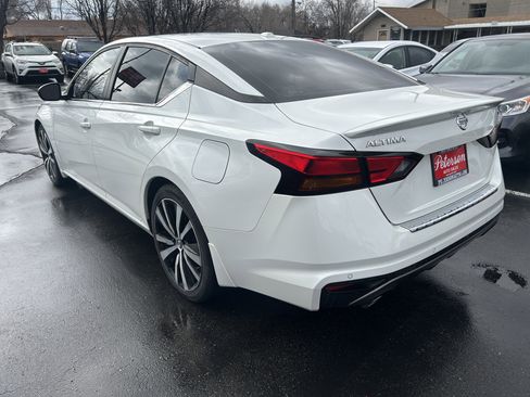 Used 2022 Nissan Altima 2.5 SR image 7