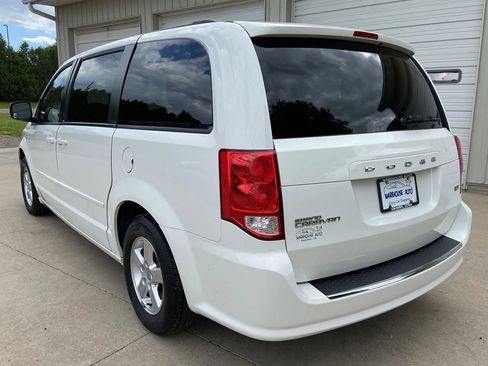 Used 2012 Dodge Grand Caravan SXT FWD image 5