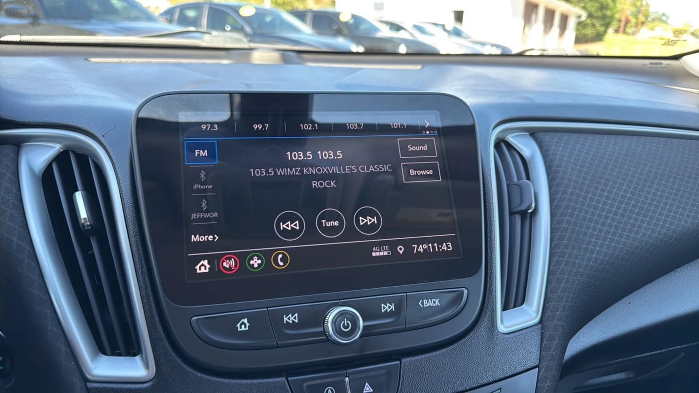 Used 2020 Chevrolet Malibu LS FWD image 11