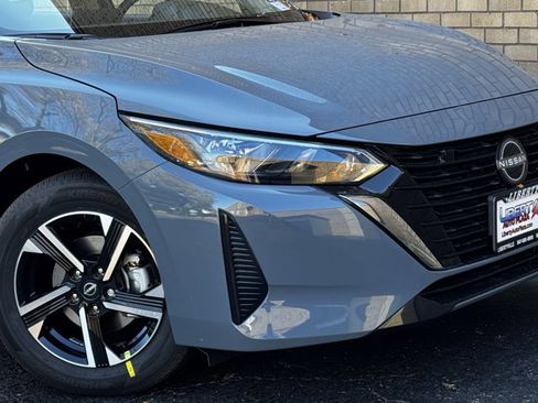 New 2025 Nissan Sentra SV image 3
