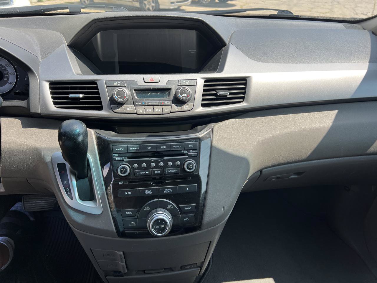 Used 2012 Honda Odyssey Touring image 17