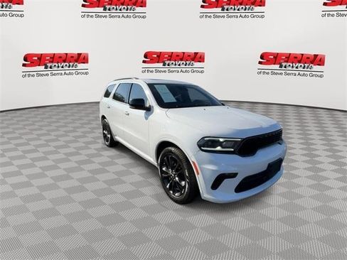 Used 2021 Dodge Durango GT image 3