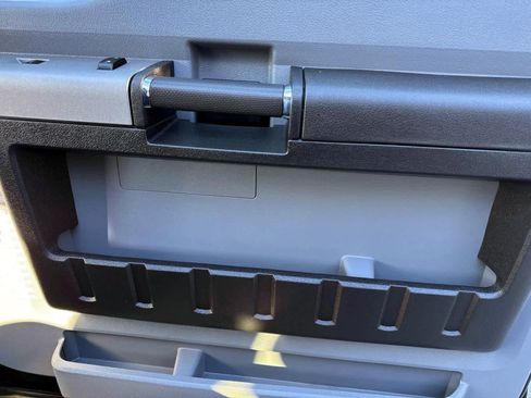 Used 2016 Ford F350 XLT w/ XLT Premium Package image 11