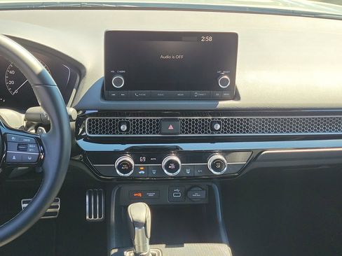 Used 2023 Honda Civic Sport image 19