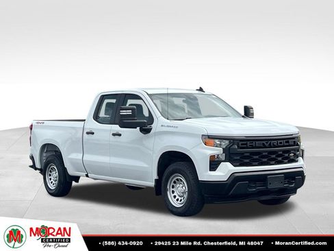 Used 2023 Chevrolet Silverado 1500 W/T w/ Trailering Package AWD/4WD image 7