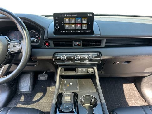 Used 2024 Honda Pilot TrailSport image 13
