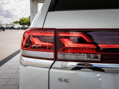 New 2026 Volkswagen Atlas SE FWD image 15