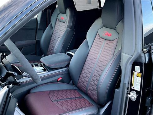 New 2026 Audi RS Q8 performance image 9