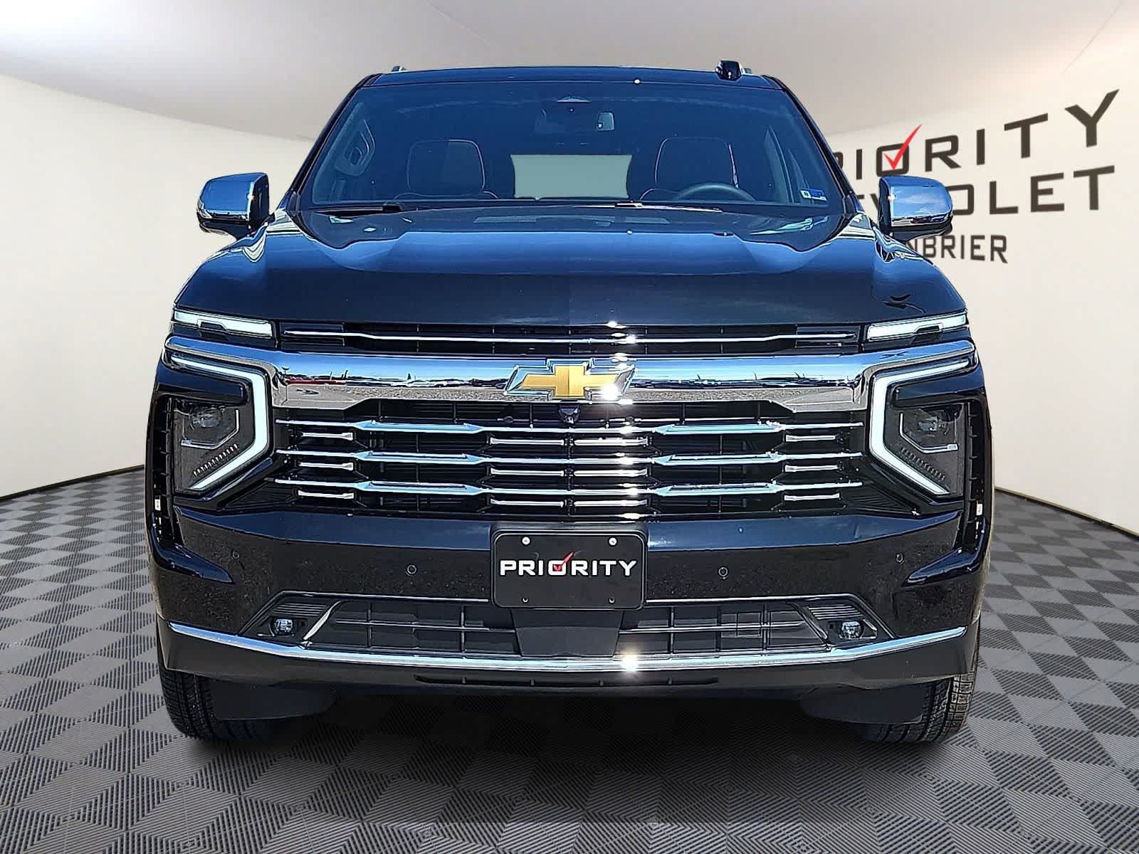 New 2026 Chevrolet Tahoe Premier w/ Sun And Tow Package AWD/4WD image 2