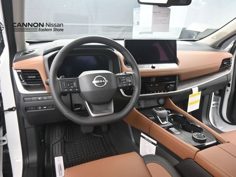 New 2026 Nissan Rogue Platinum w/ Platinum Premium Package AWD/4WD image 15