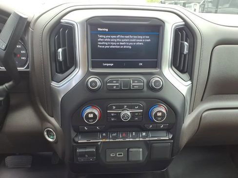 Used 2019 Chevrolet Silverado 1500 LT w/ All-Star Edition AWD/4WD image 13