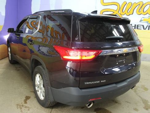Used 2020 Chevrolet Traverse LT AWD/4WD image 6
