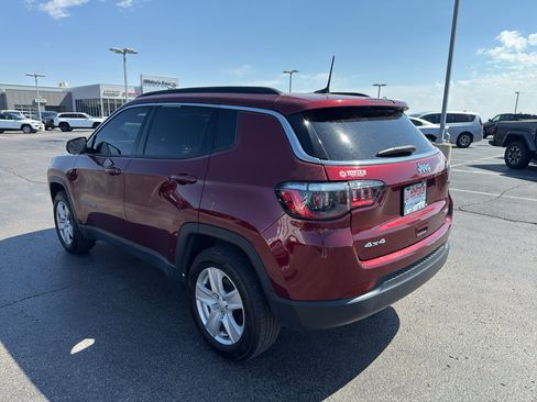 Certified 2022 Jeep Compass Latitude w/ Convenience Group AWD/4WD image 7