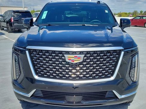 Certified 2026 Cadillac Escalade Luxury w/ Touring Package AWD/4WD image 9