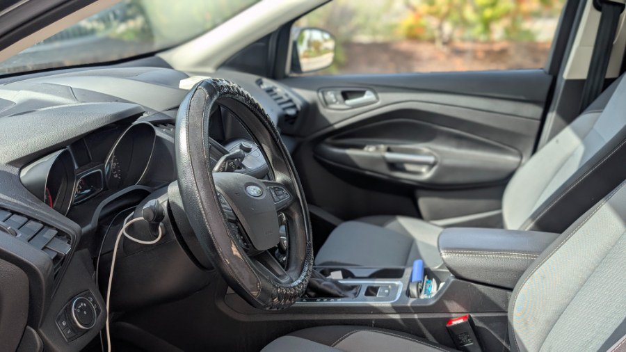 Used 2019 Ford Escape SE AWD/4WD image 14