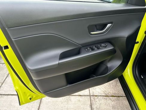 New 2026 Hyundai Kona SEL Premium image 11