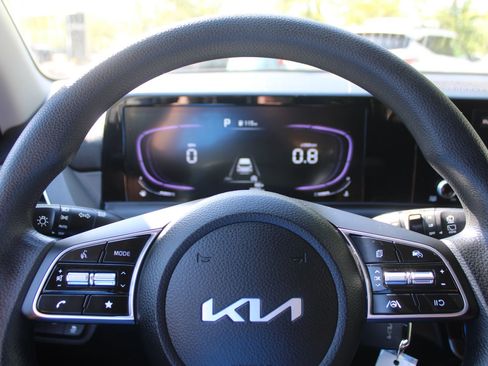 Certified 2026 Kia Seltos LX AWD/4WD image 24