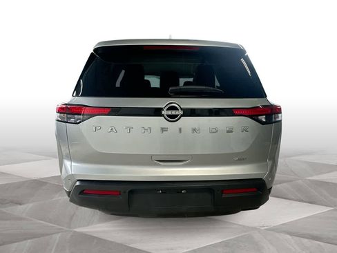 Used 2025 Nissan Pathfinder SV AWD/4WD image 7