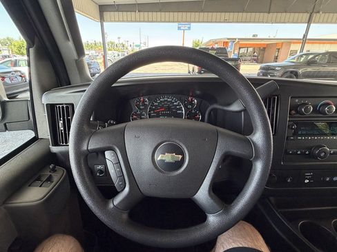 Used 2024 Chevrolet Express 3500 LT w/ LT Preferred Equipment Group RWD image 10