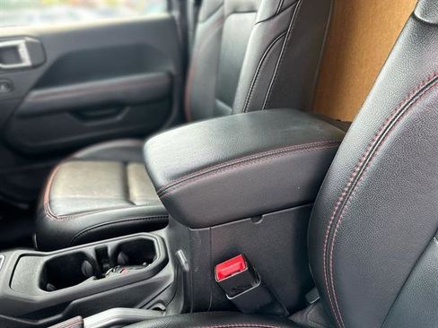 Used 2020 Jeep Wrangler Unlimited Rubicon w/ Dual Top Group image 41