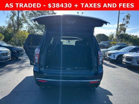 Used 2021 Chevrolet Tahoe Premier w/ Premium Package RWD image 17