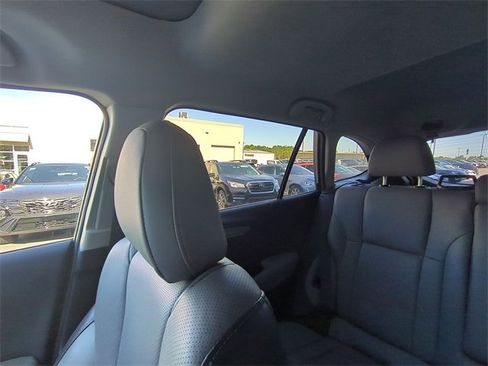 Used 2021 Subaru Outback Limited image 13