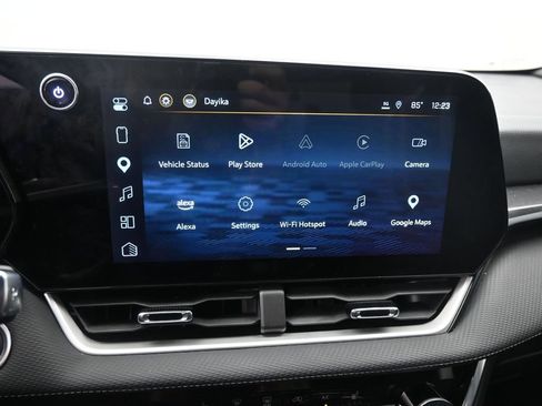 Used 2025 Chevrolet Equinox LT w/ Safety and Technology Package FWD image 14