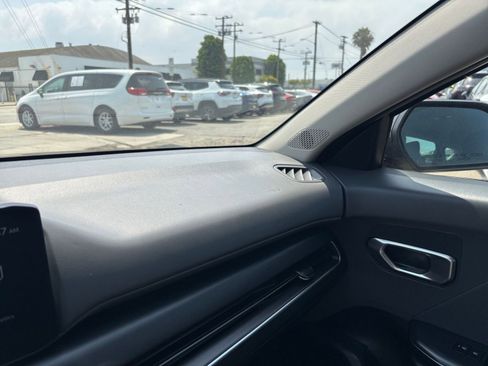 Used 2025 Kia K4 FWD image 40