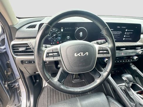 Used 2023 Kia Telluride SX image 11