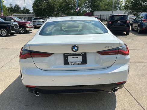 Used 2025 BMW 430i Coupe w/ Premium Package RWD image 6