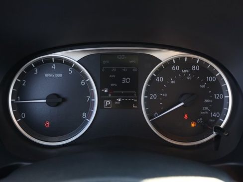 New 2025 Nissan Kicks Play S image 28