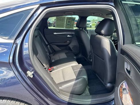 Used 2015 Chevrolet Impala LT FWD image 33