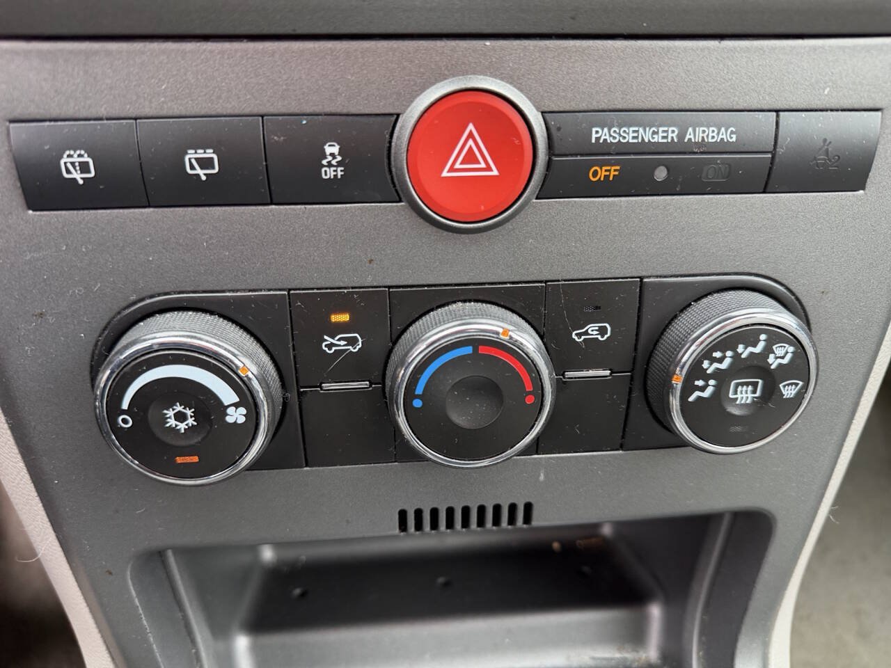 Used 2008 Saturn Vue XE FWD image 35