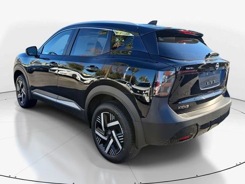 New 2026 Nissan Kicks SV w/ Charging Package FWD image 6