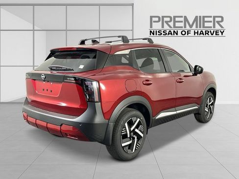 Used 2026 Nissan Kicks SV w/ Cold Weather Package FWD image 5