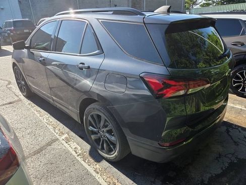 Used 2022 Chevrolet Equinox RS w/ Infotainment Package FWD image 7