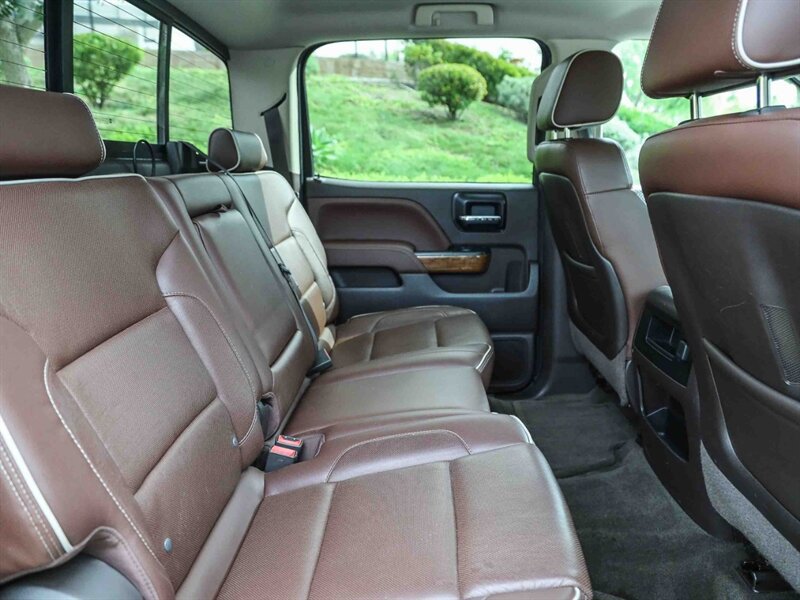 Used 2014 Chevrolet Silverado 1500 High Country w/ High Country Premium Package AWD/4WD image 17