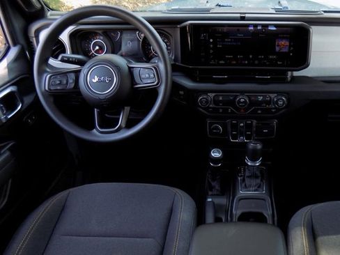 New 2026 Jeep Gladiator Sport image 13