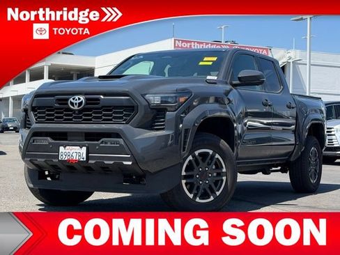 Certified 2024 Toyota Tacoma TRD Sport w/ TRD Sport Premium Package AWD/4WD image 2
