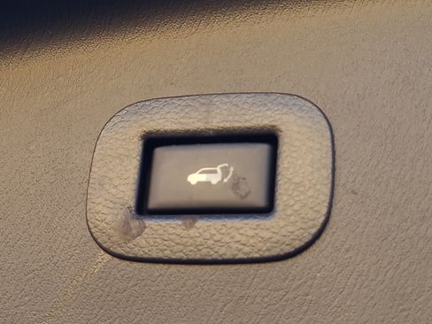 Used 2024 INFINITI QX80 Sensory image 31