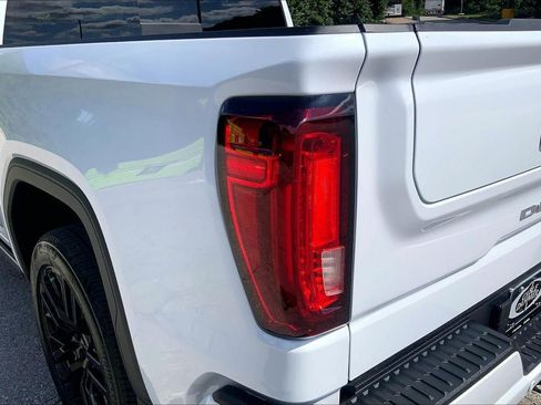 Used 2026 GMC Sierra 1500 Denali AWD/4WD image 28