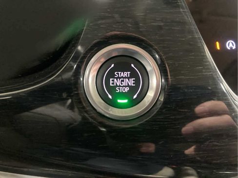 Used 2021 Cadillac XT6 Premium Luxury image 23