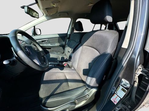 Used 2014 Subaru Crosstrek 2.0i Premium image 18