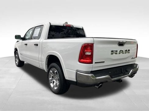 Used 2025 RAM 1500 Big Horn AWD/4WD image 10