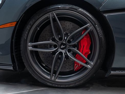 Used 2019 McLaren 570S Coupe RWD image 55