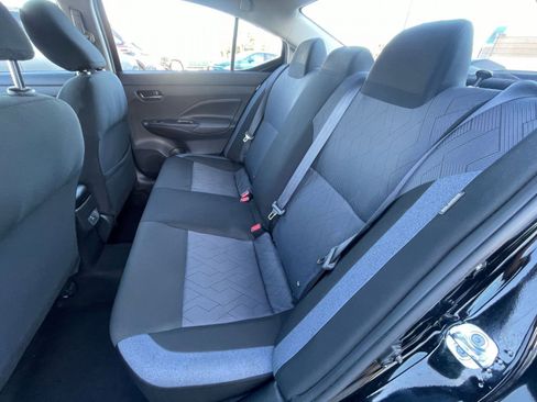 Used 2025 Nissan Versa SV image 24