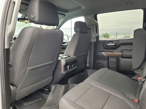 Used 2021 Chevrolet Silverado 1500 LT Trail Boss w/ Convenience Package II AWD/4WD image 13